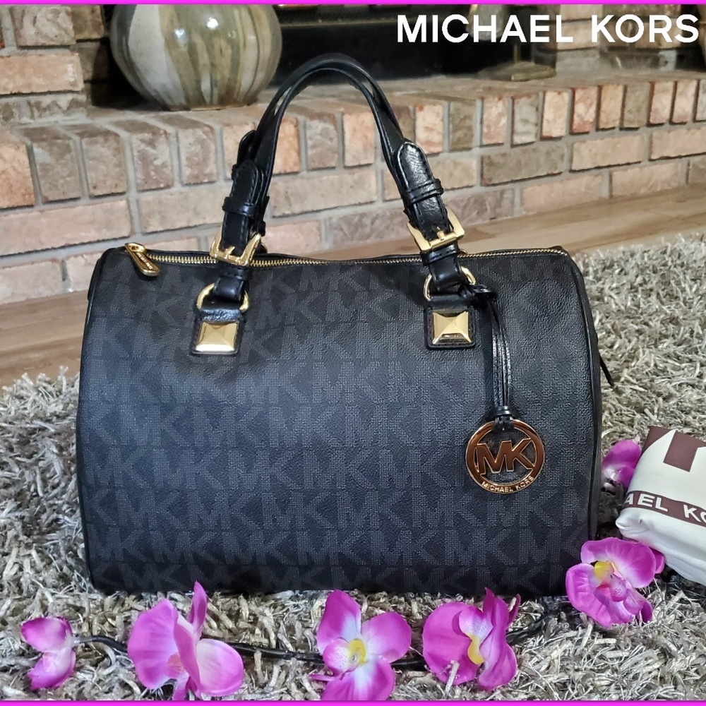 🚫 SOLD 🚫  Michael Kors Blk Grayson Satchel 🌺